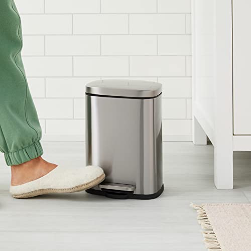 Amazon Basics Smudge Resistant Rectangular Trash Can - 5/12/30/50 Liter
