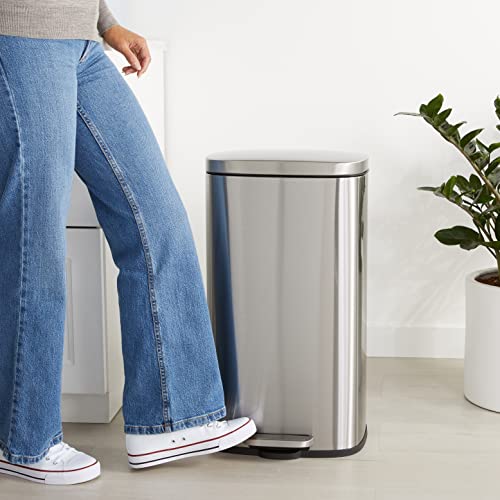 Amazon Basics Smudge Resistant Rectangular Trash Can - 5/12/30/50 Liter