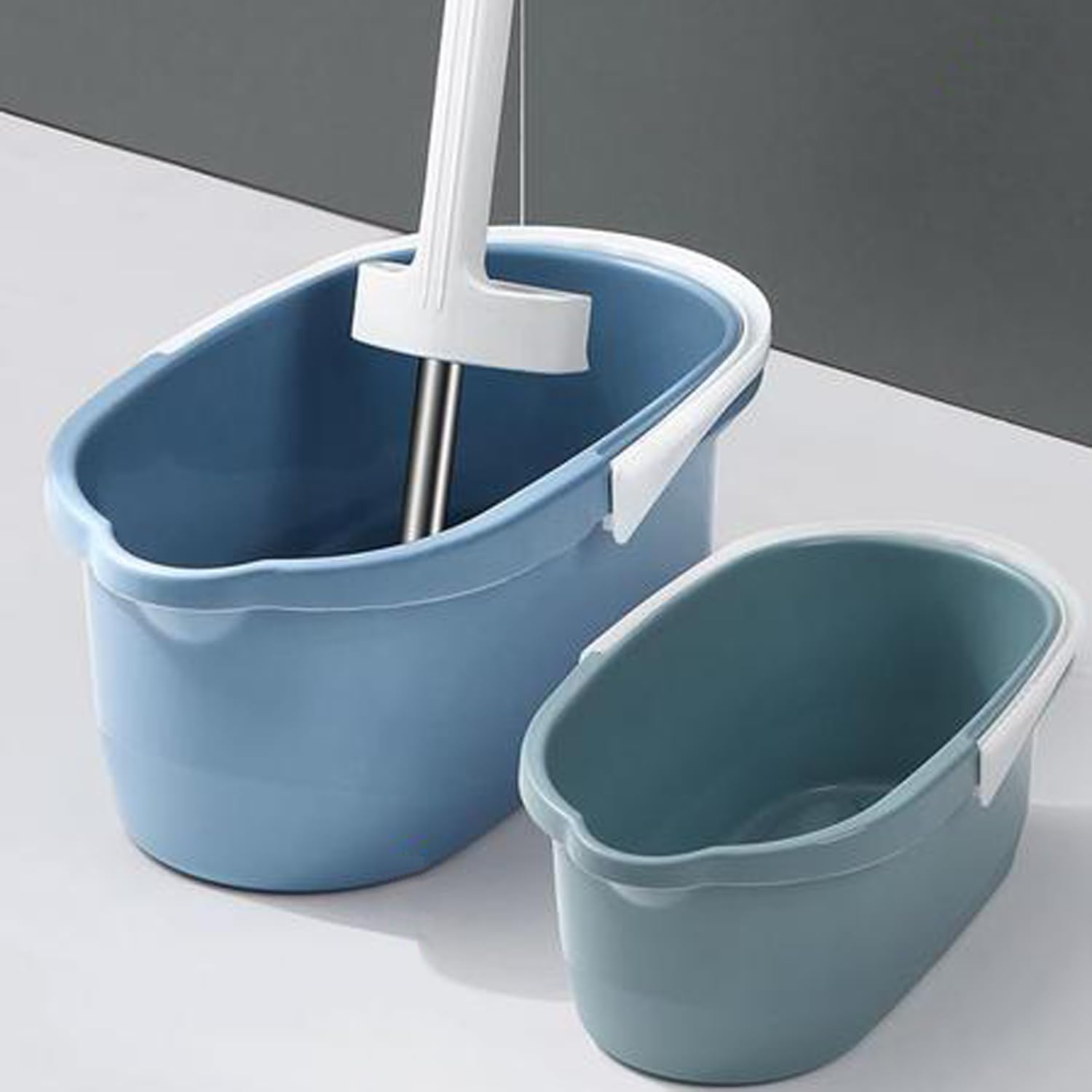 4.5 Gallon Cleaning Bucket 17.1L