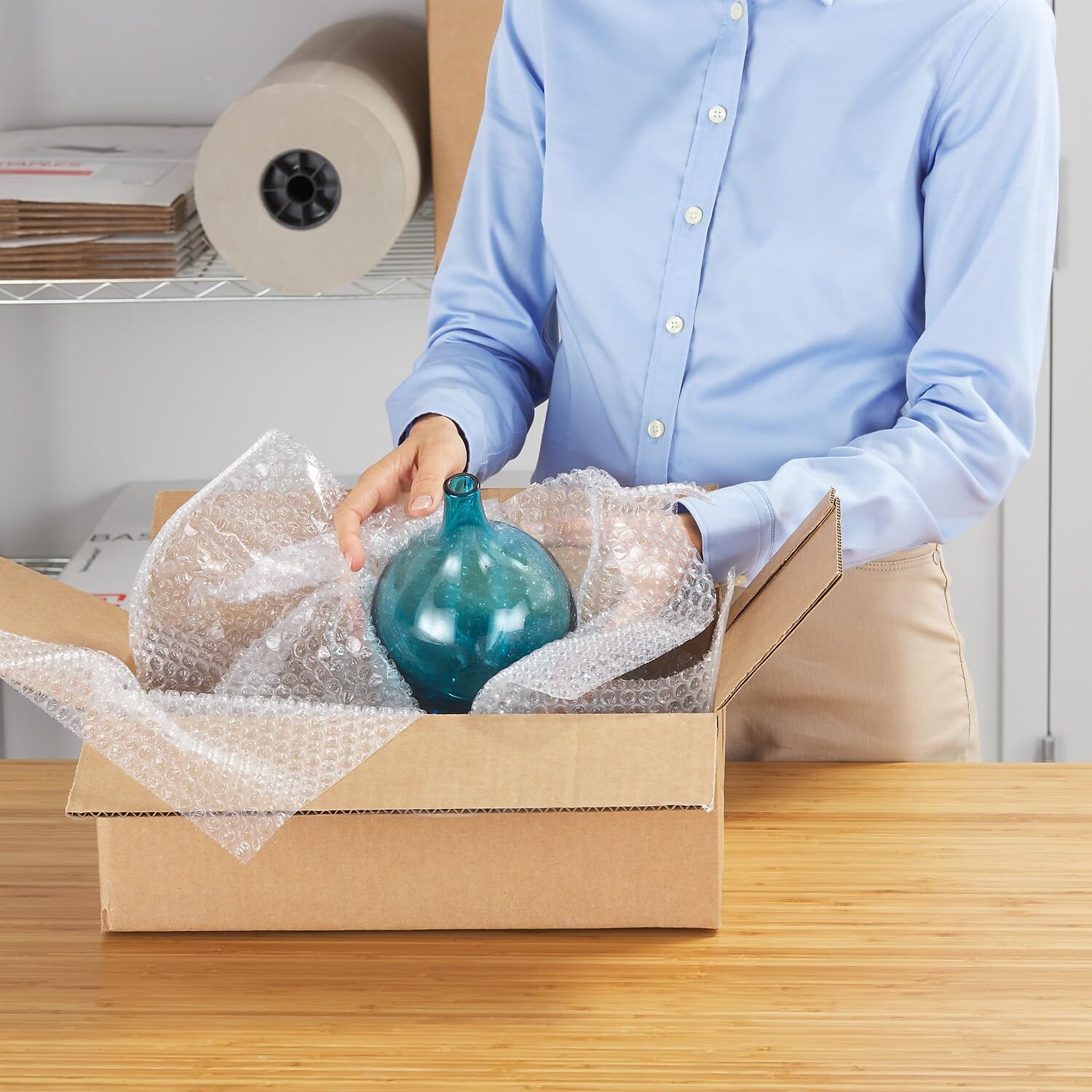 Staples 468264 3/16-Inch Standard Bubble Roll Recycled 12-Inch W X 2100-Inch L (4069432)