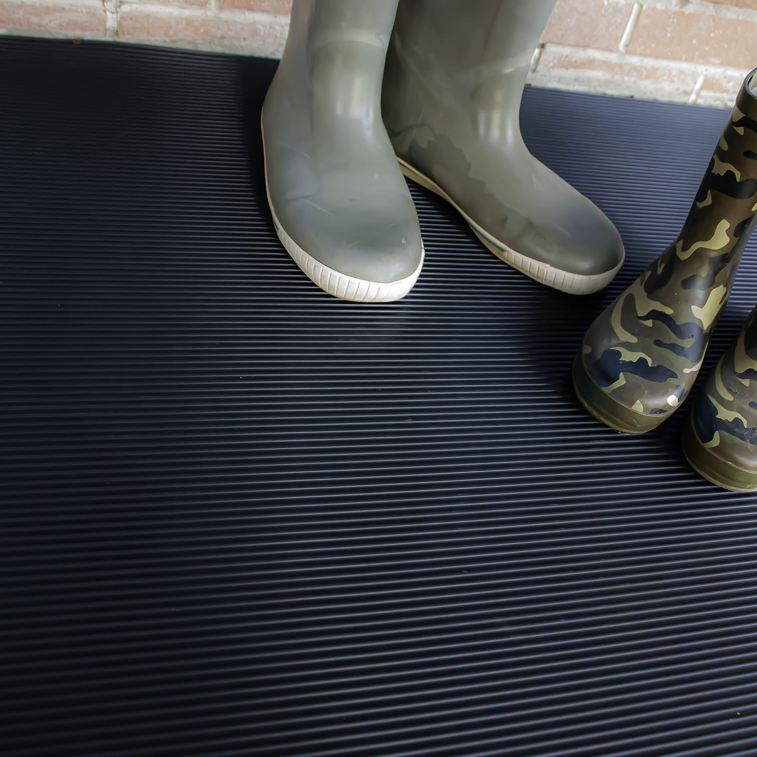 Vinyl Round Rib Commercial Grade Matting, Heavy Duty Floor Mat for Garages