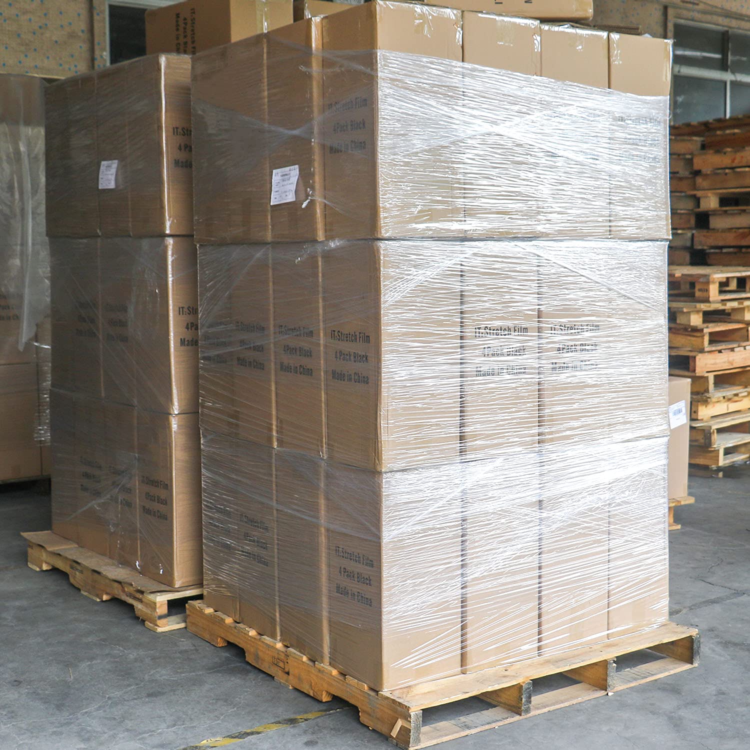 Black & Clear Stretch Wrap Industrial Strength with Plastic Handle 18" x 1000 Feet 80 Gauge 4 Pack